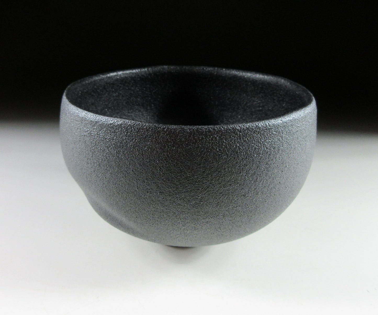 Samukawa Hachiro Nachiguro Glaze Kishu-ware Chawan