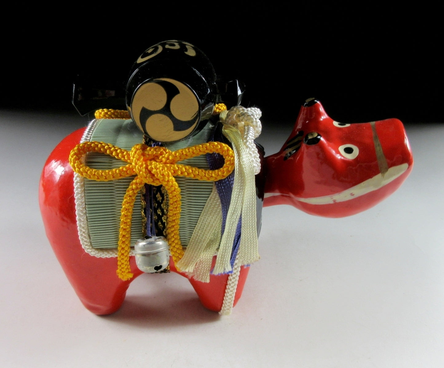 Vintage Papier-mâché Akabeko