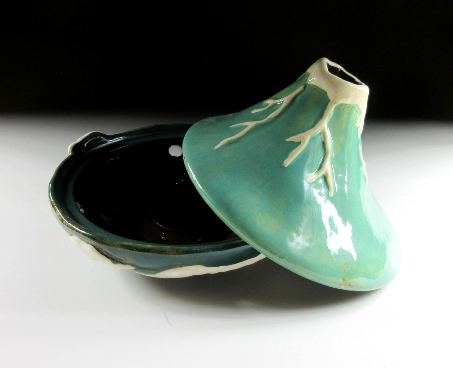 Blue Mt. Fuji Mosquito Coil Holder