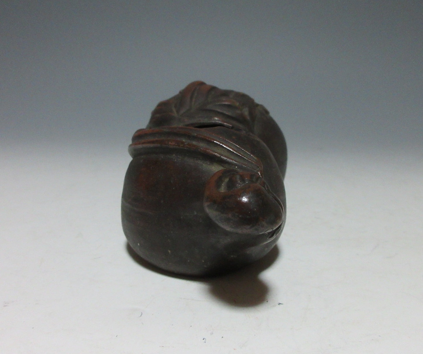 Old Bizen-ware Hyotan-gata Wall Vase