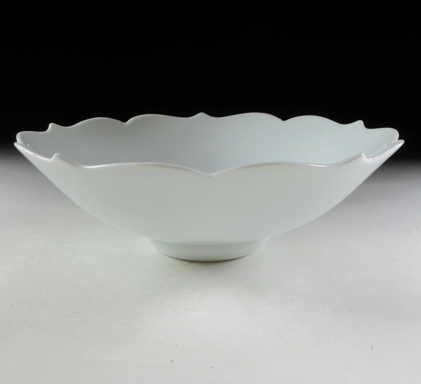Inoue Manji Hakuji Glaze Porcelain Bowl
