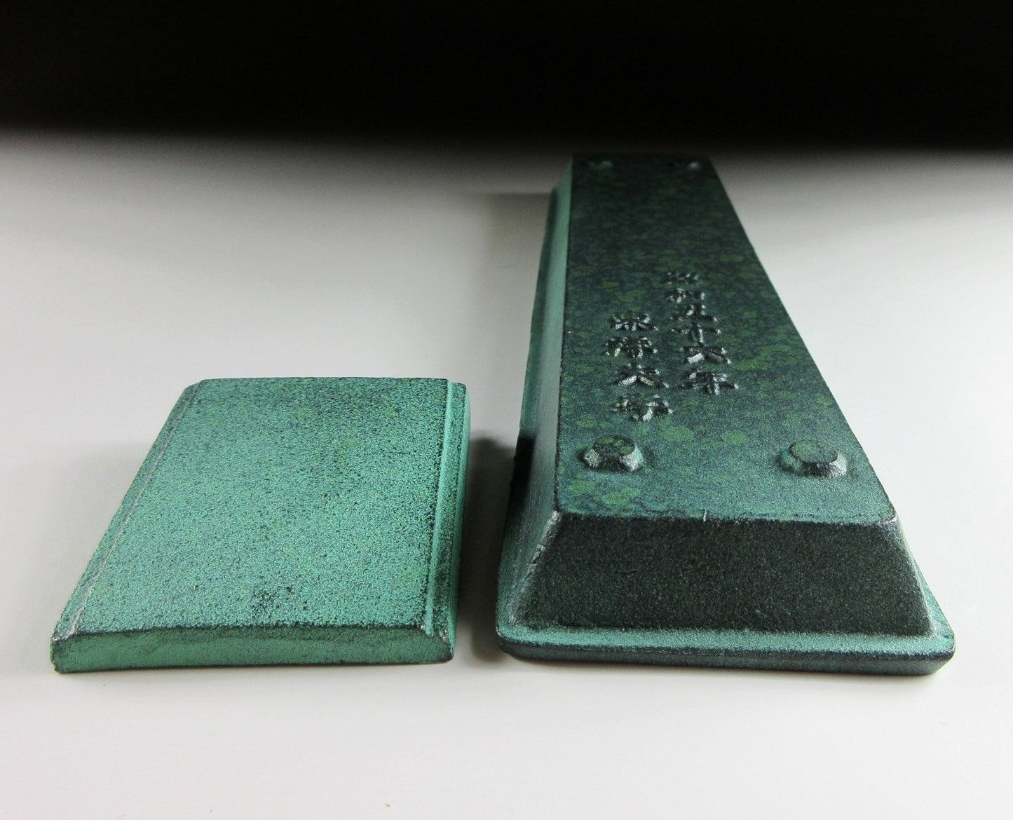 Bunchin Paperweight and Brush Tray