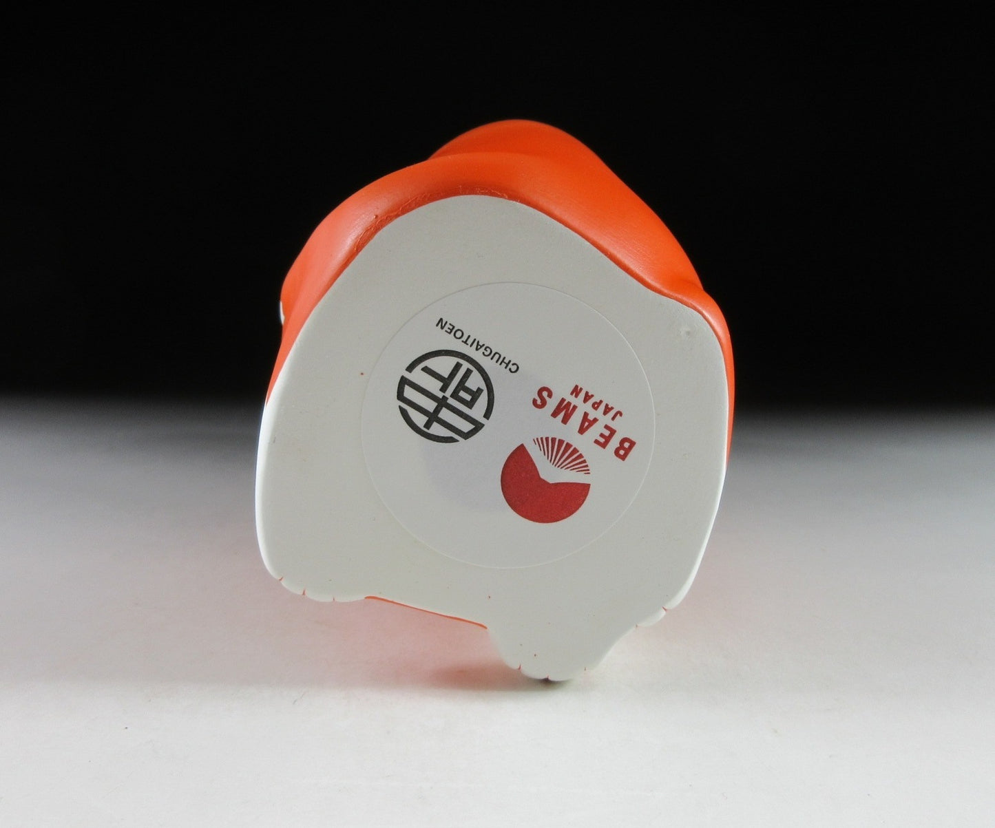 Orange Chugai Toen Maneki Neko