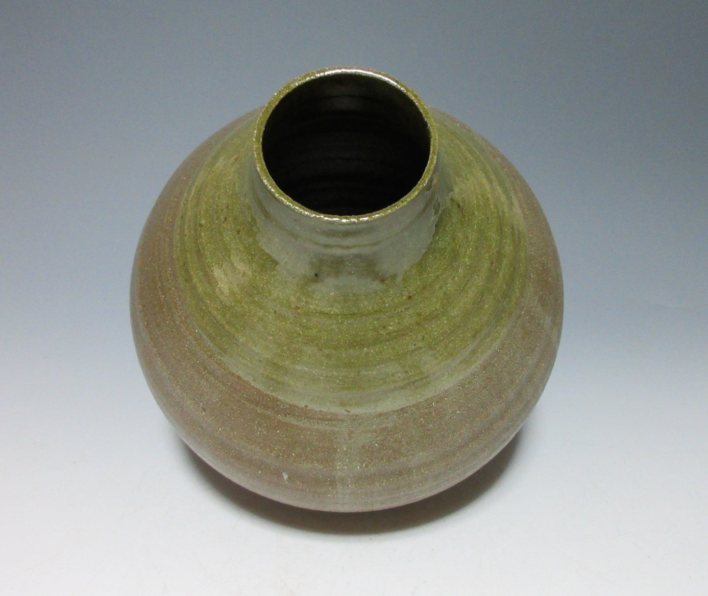 Large and Robust Seto-ware Vase