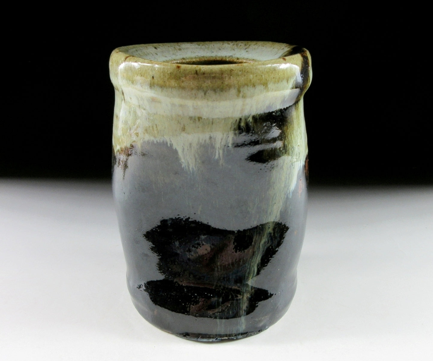 Nakazato Taroemon XIII Karatsu-ware Hanging Vase