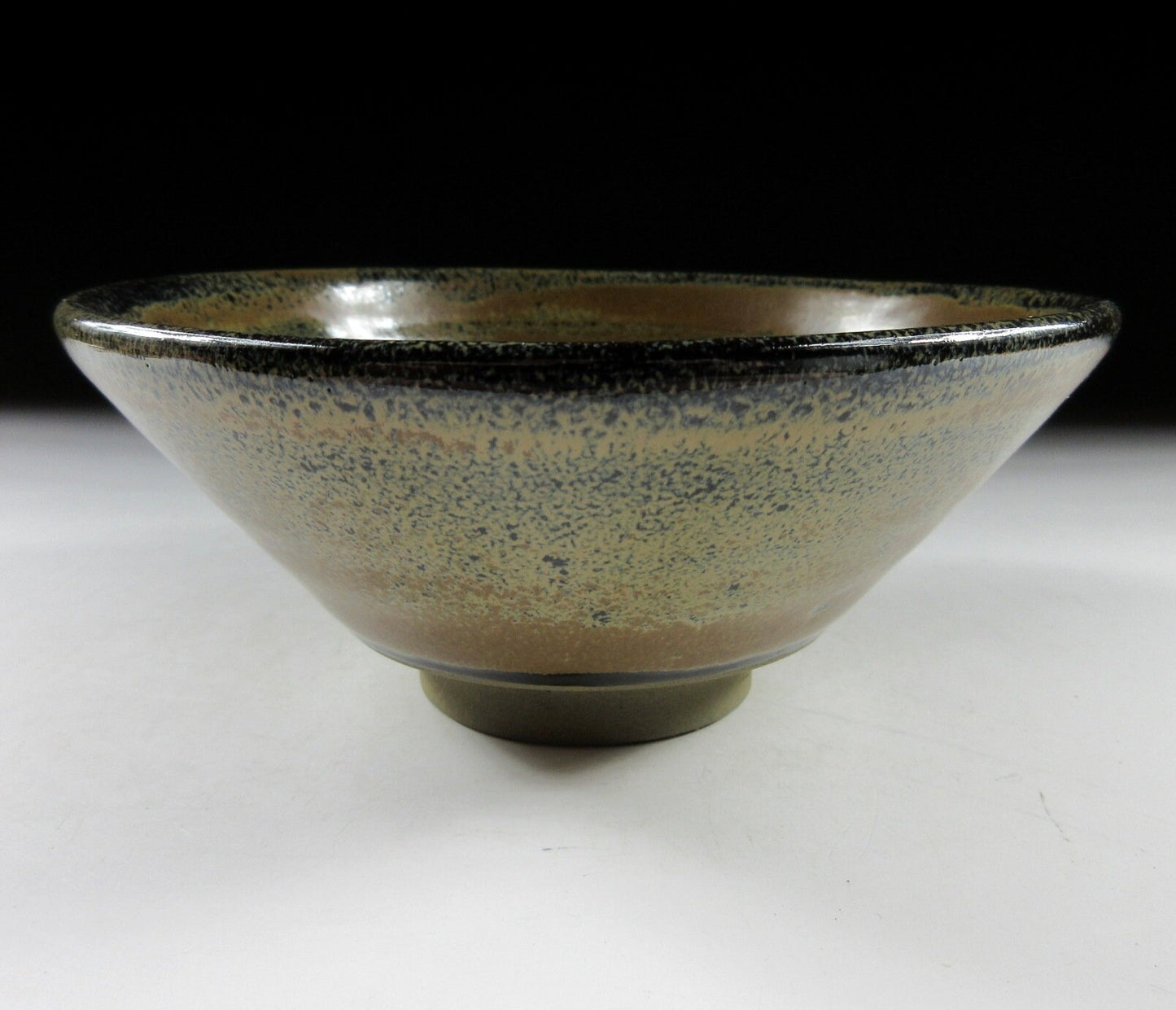 Hakuun Gama Onta-ware Hira Chawan
