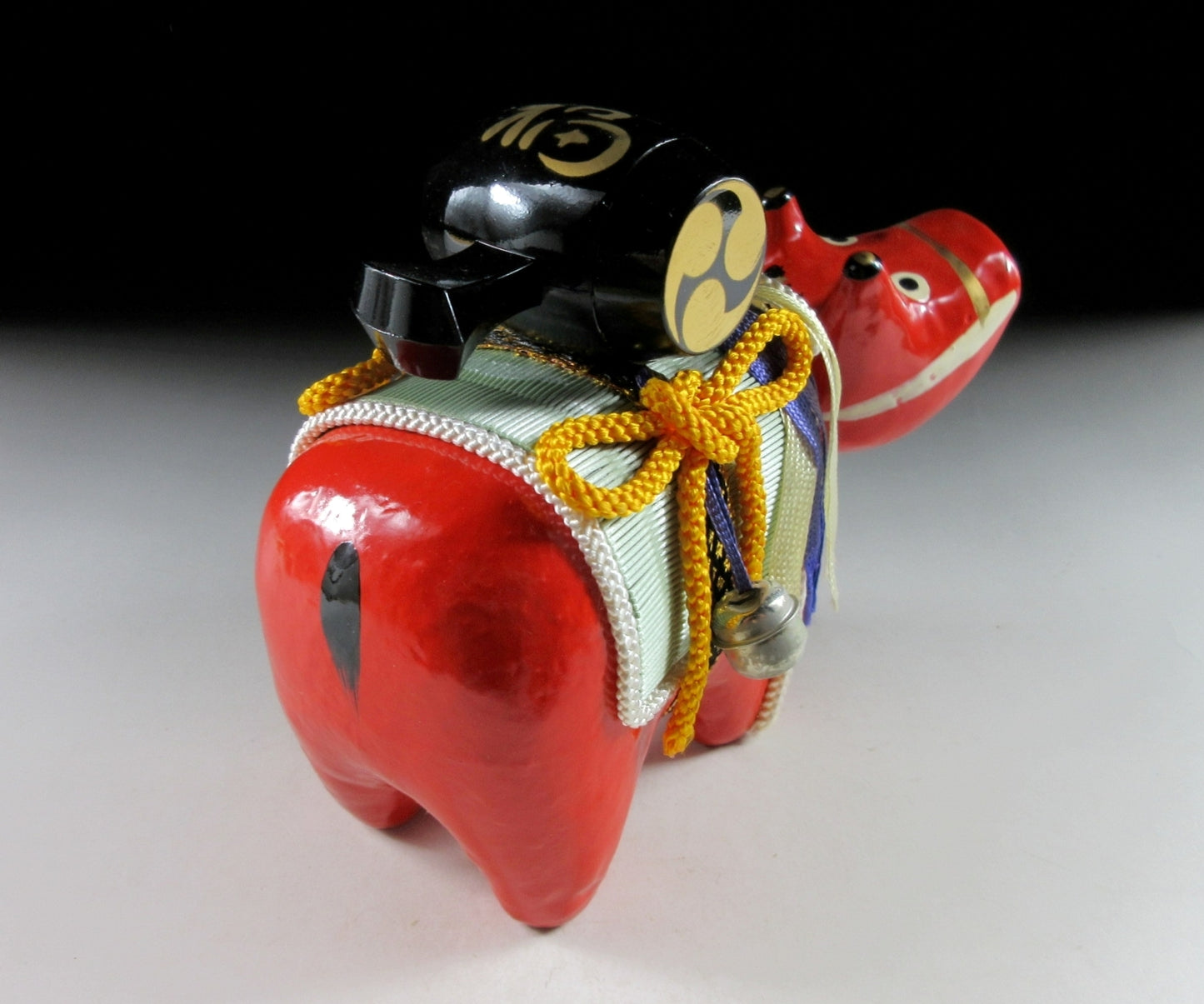 Vintage Papier-mâché Akabeko