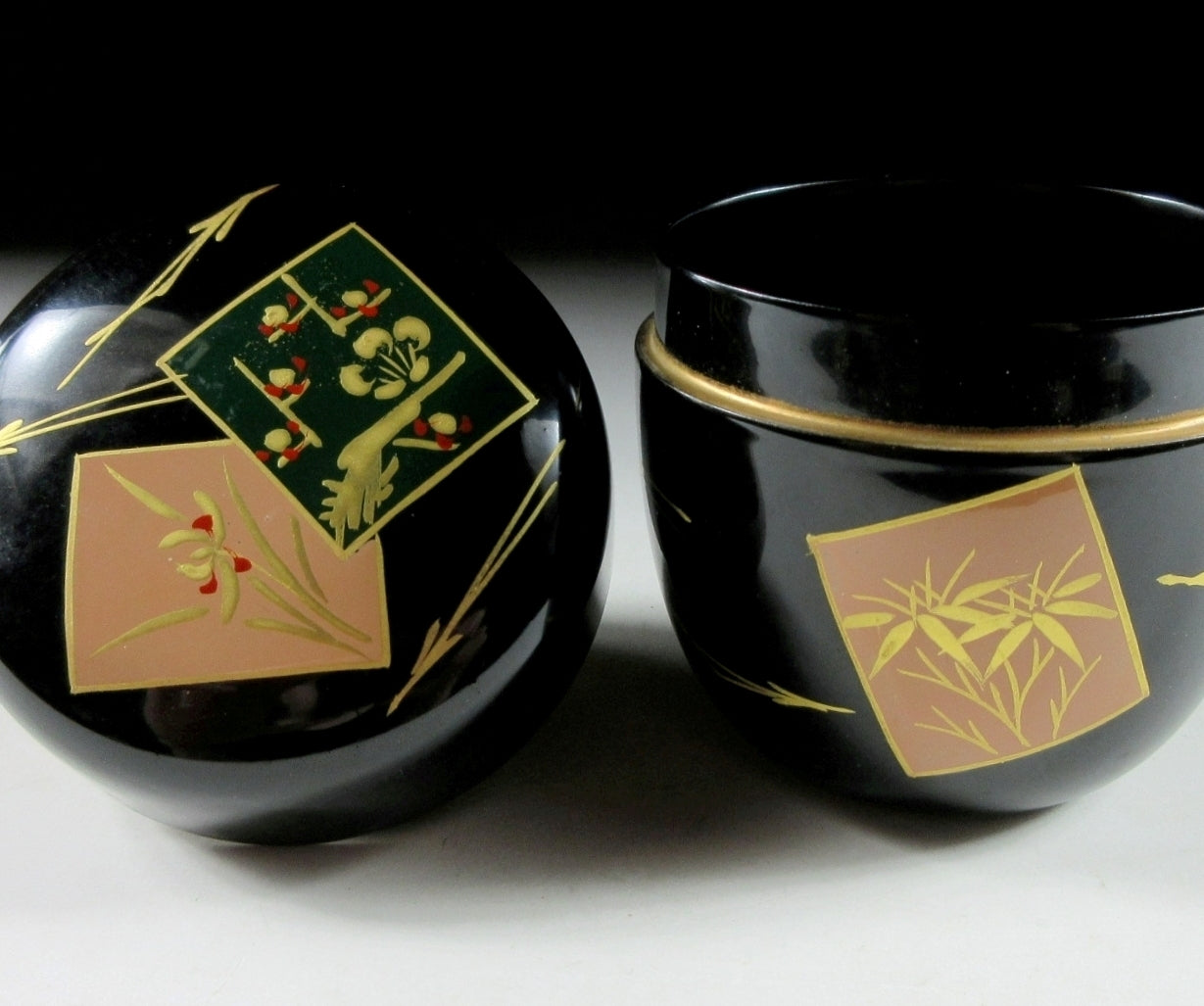Urushi Lacquerware Shochikubai Natsume