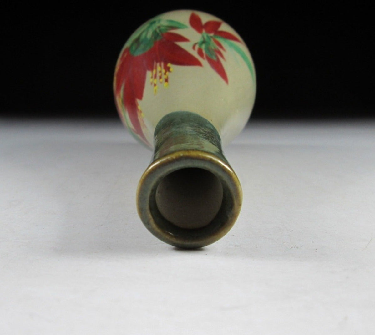 Suekichi Kiln Okinawan Tsuboya-ware Vase