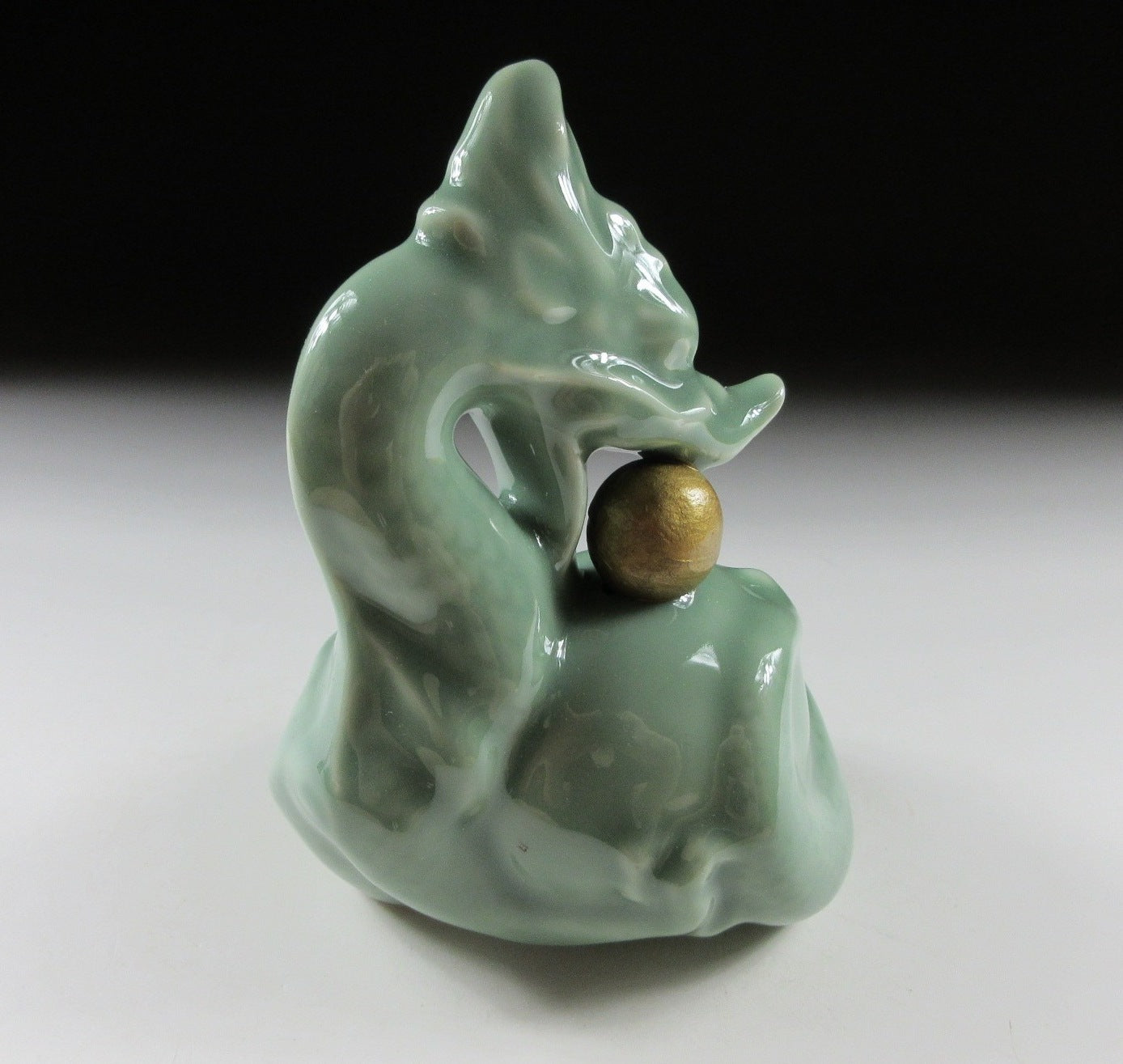 Kato Minoru Celadon Dragon Okimono