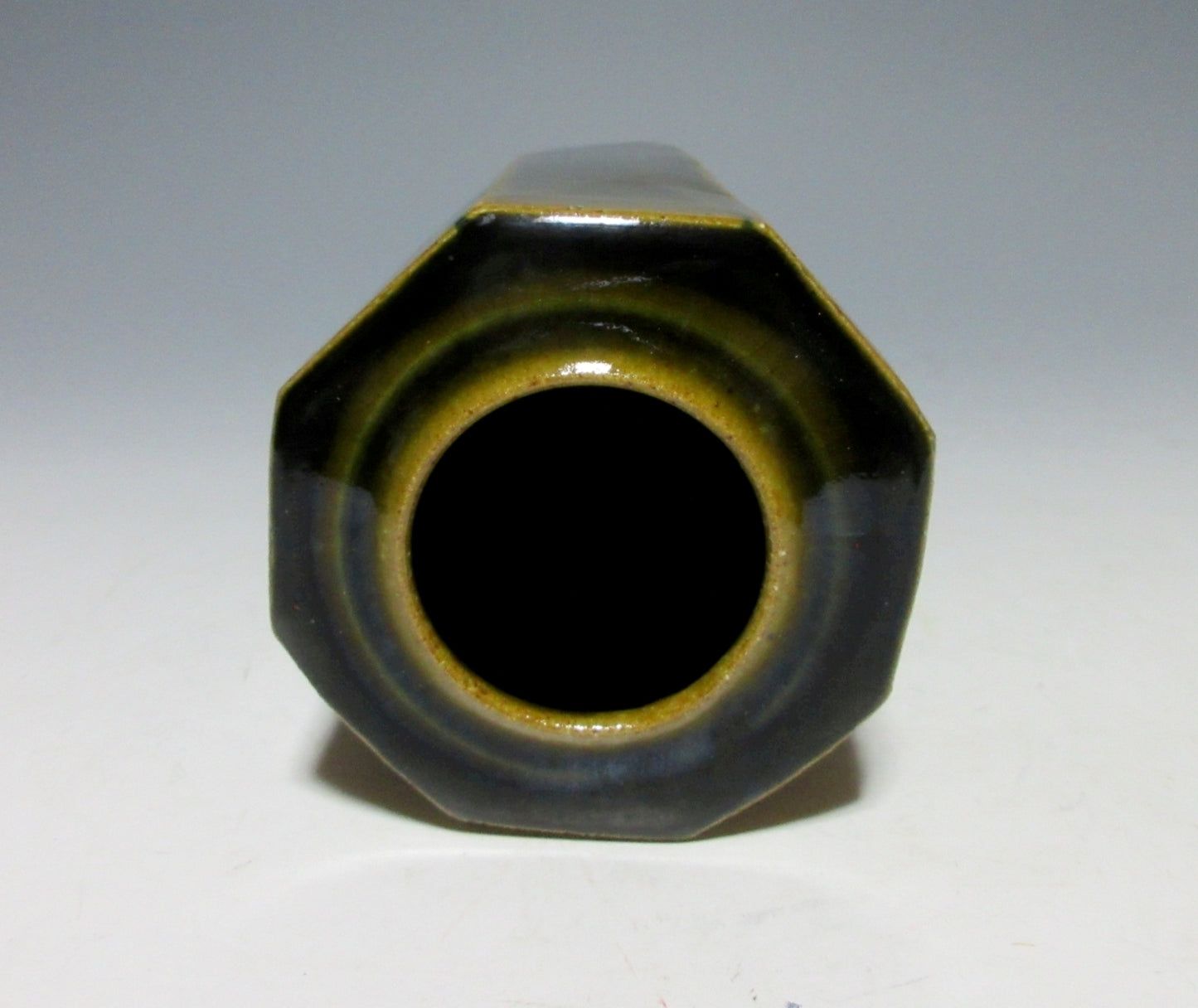 Shirai Kazunari Oribe Glaze Vase