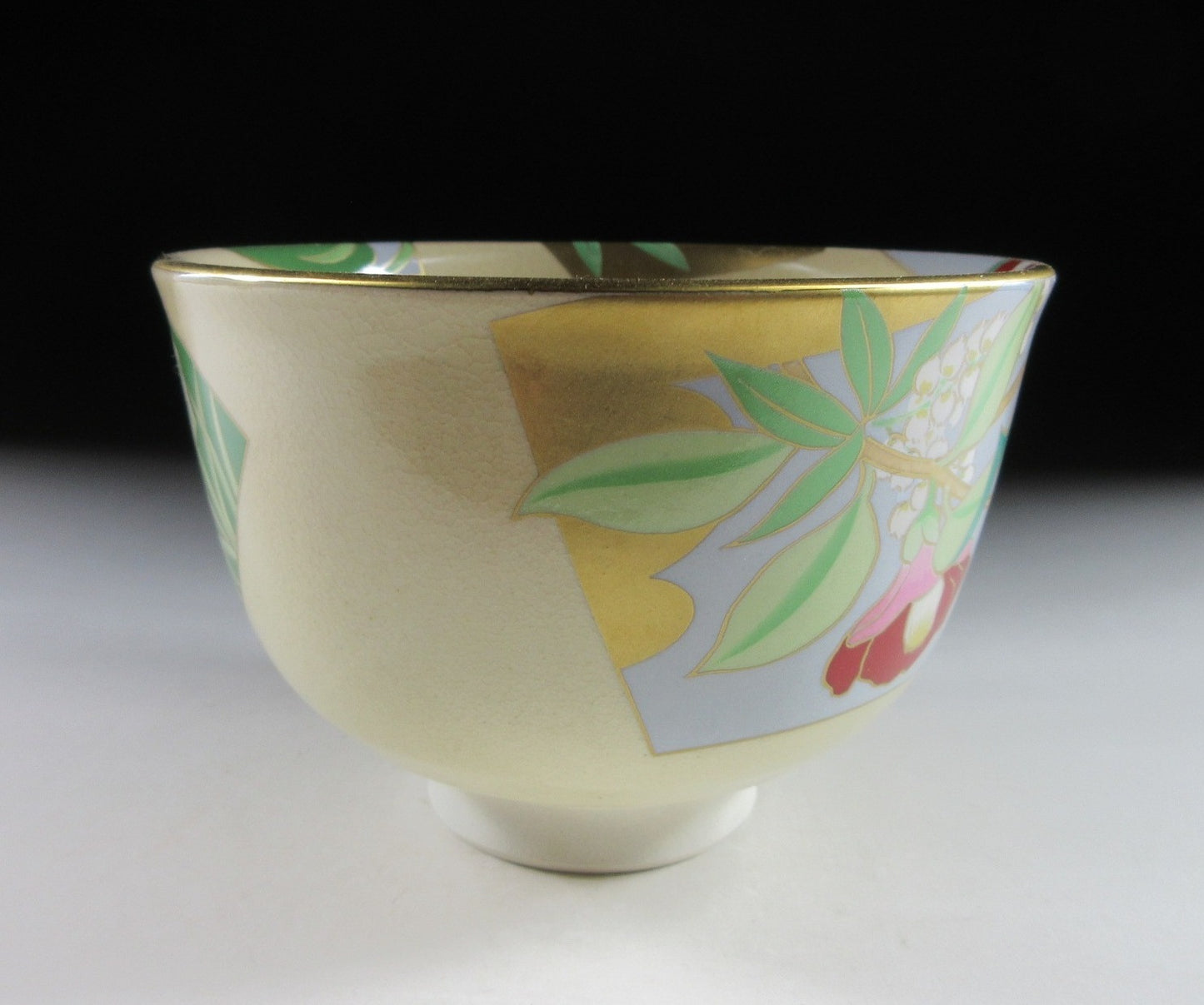 Kuwano Mutsuko 'Gosho no Hana' March Chawan