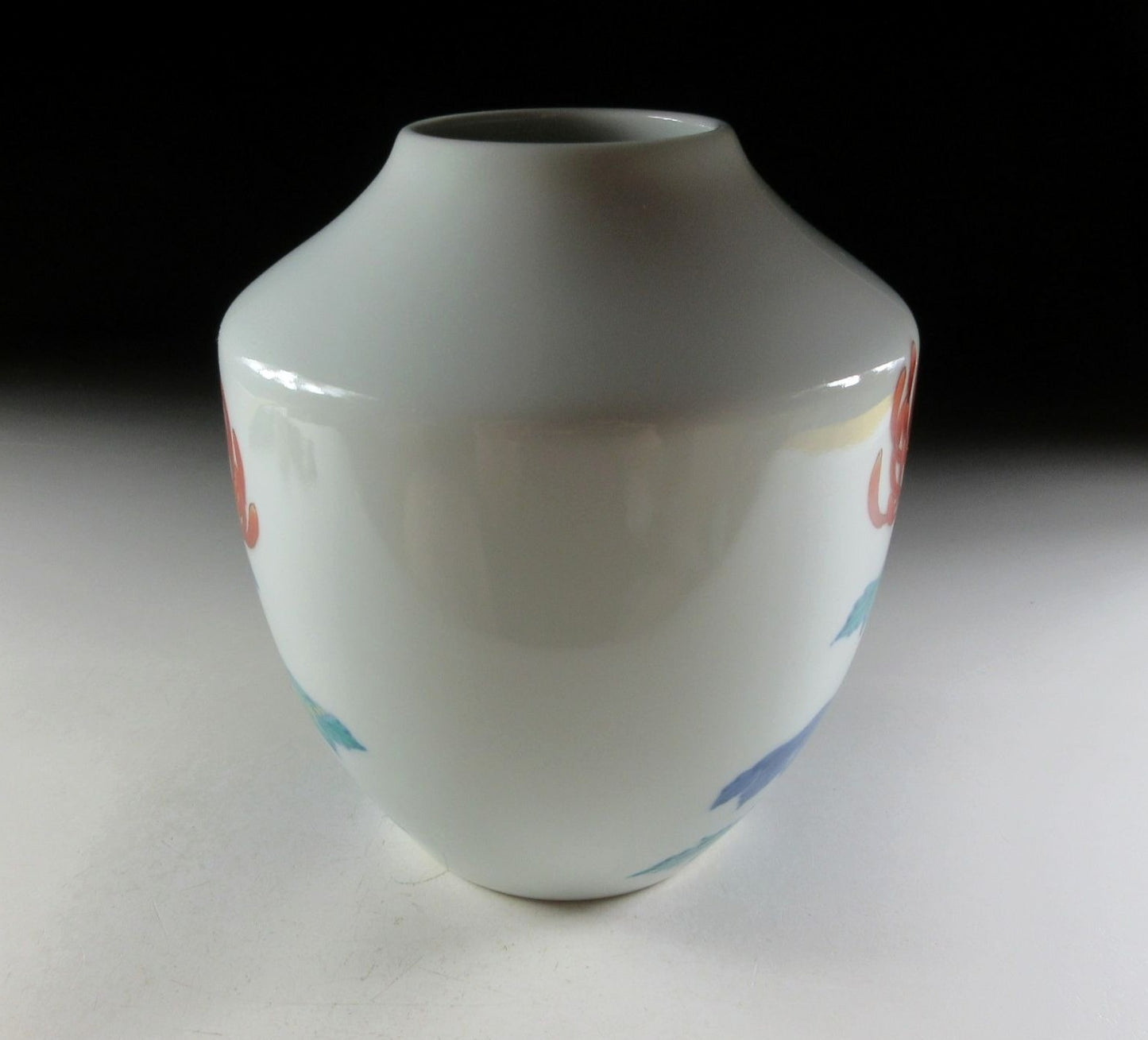 Imaizumi Imaemon XII Iro-Nabeshima Vase