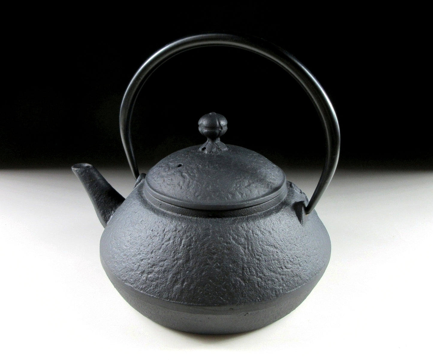 Oigen Nambu Tekki Year of the Ox Tetsubin