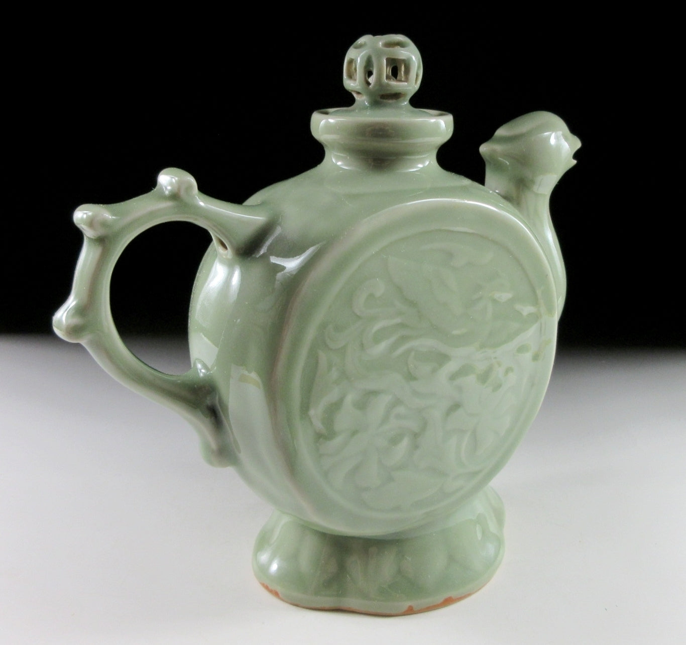 Ryusen Kiln Chinese Celadon Tea Pot