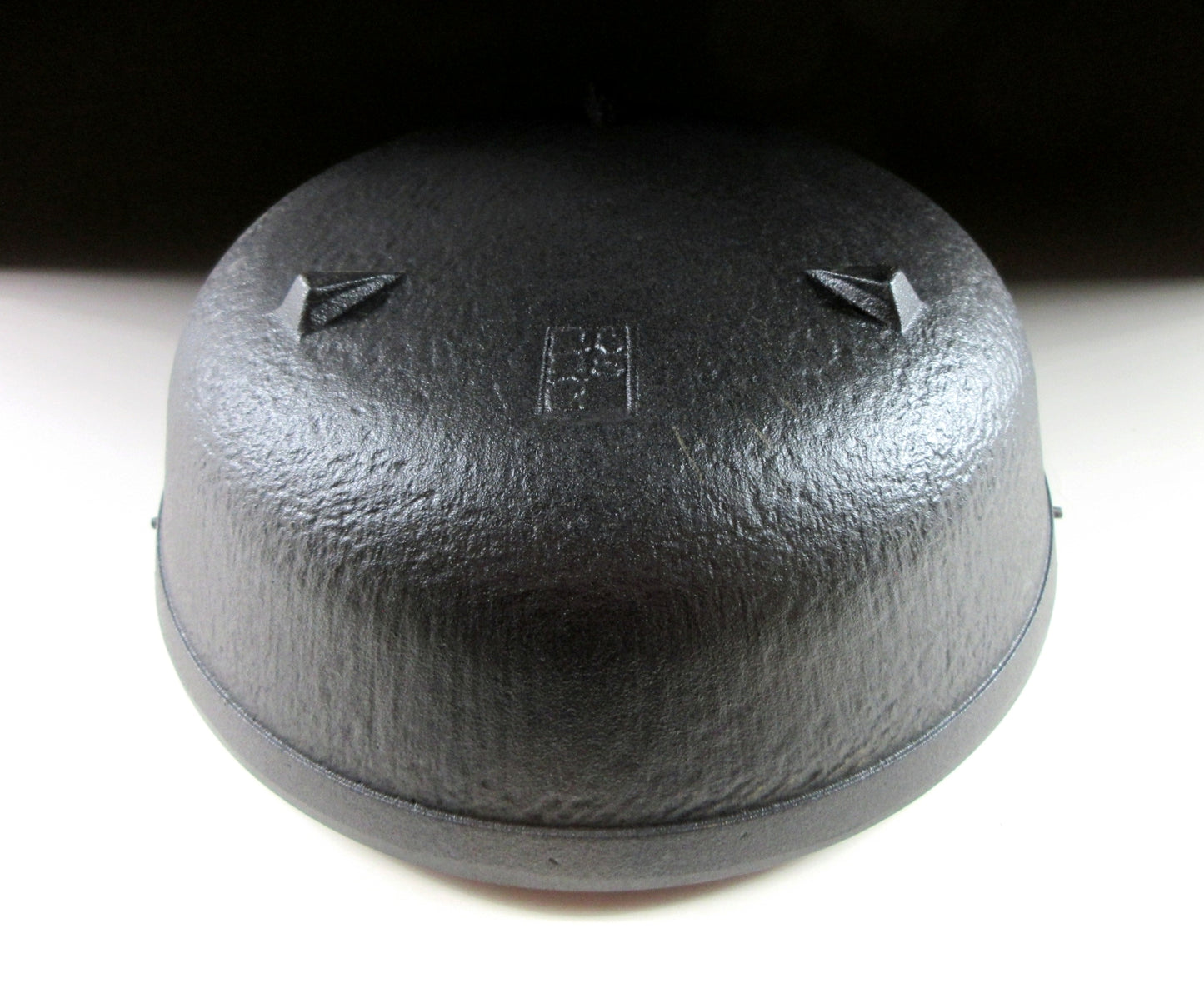 Oigen Nambu Tekki Cast Iron Pot