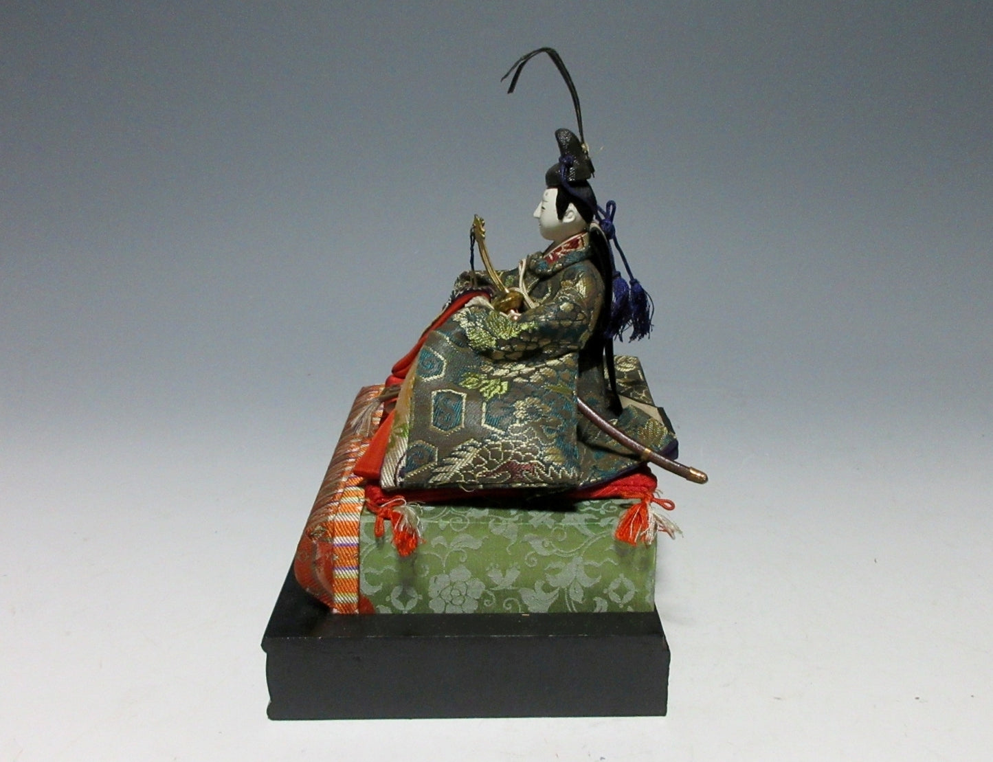 Taisho Emperor and Empress Dairi-bina Dolls
