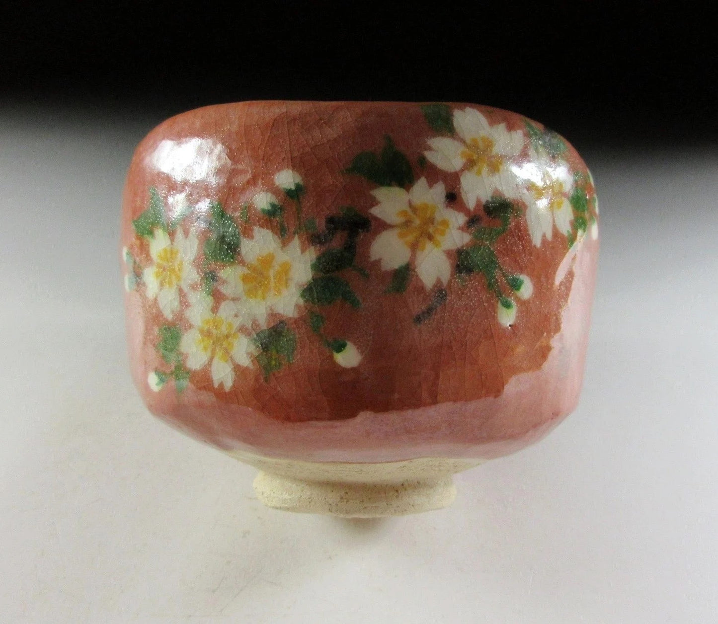 Waraku Kawasaki VII Sakura Chawan