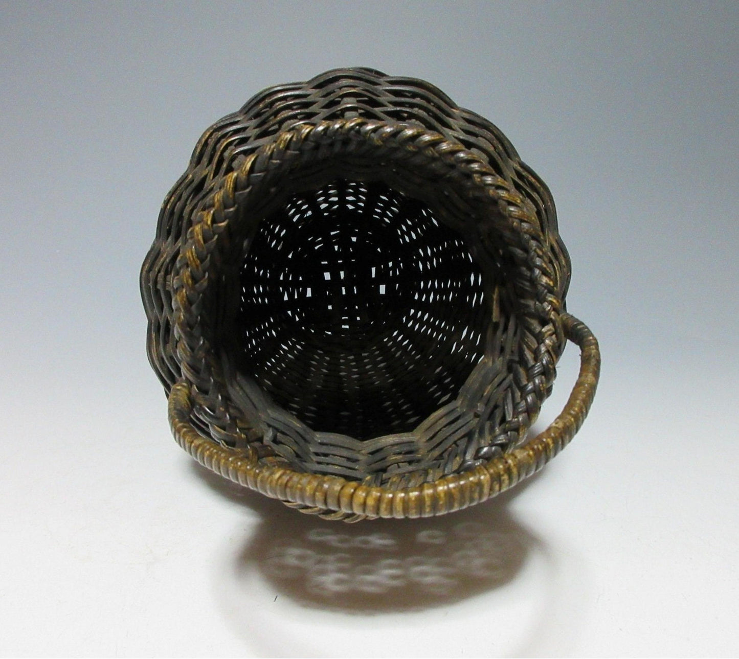 Tsubo Shaped Bamboo Basket