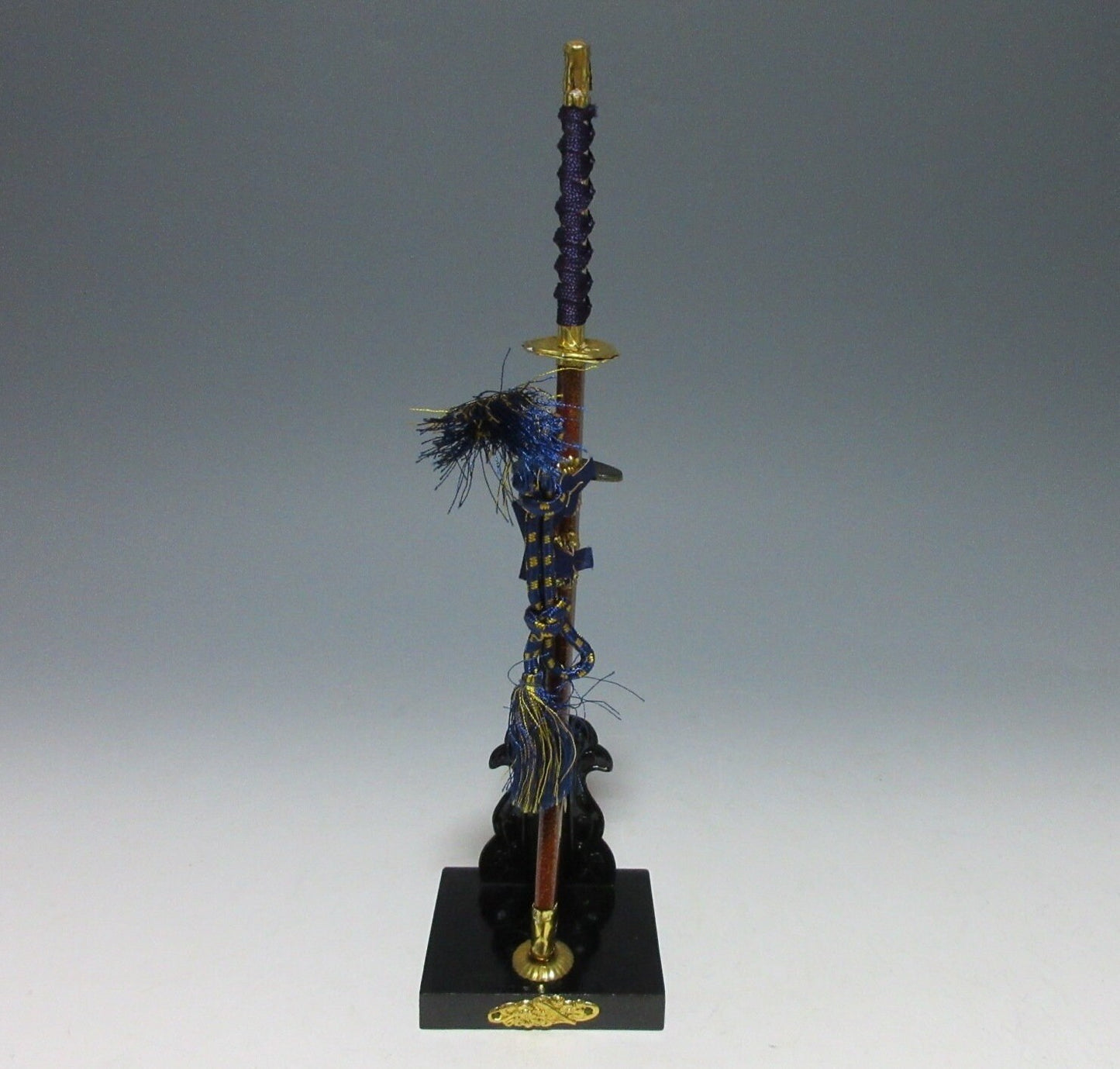 Vintage Gogatsu Display Items