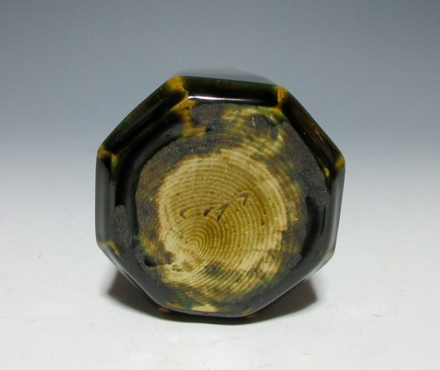 Shirai Kazunari Oribe Glaze Vase
