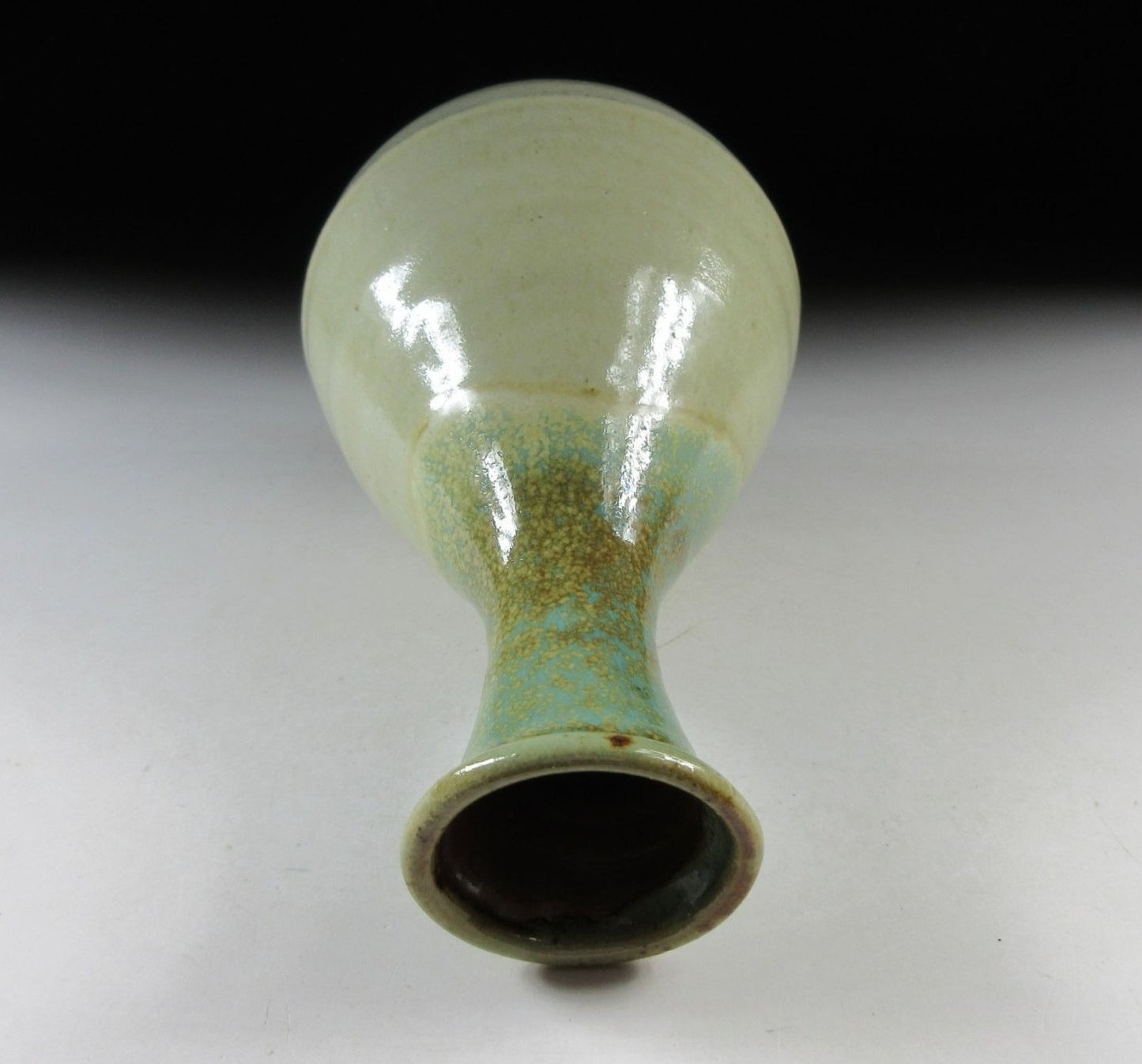 Ryokusho Glaze Agano-ware Vase