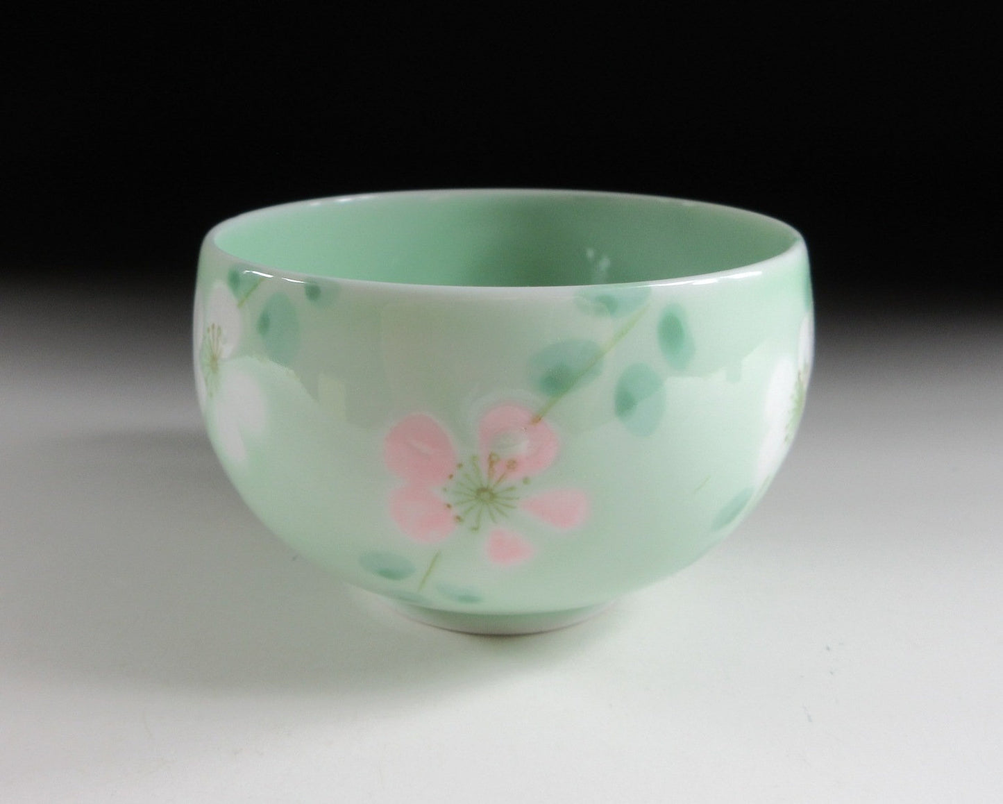 Gasho Gama Arita-ware Tea Set