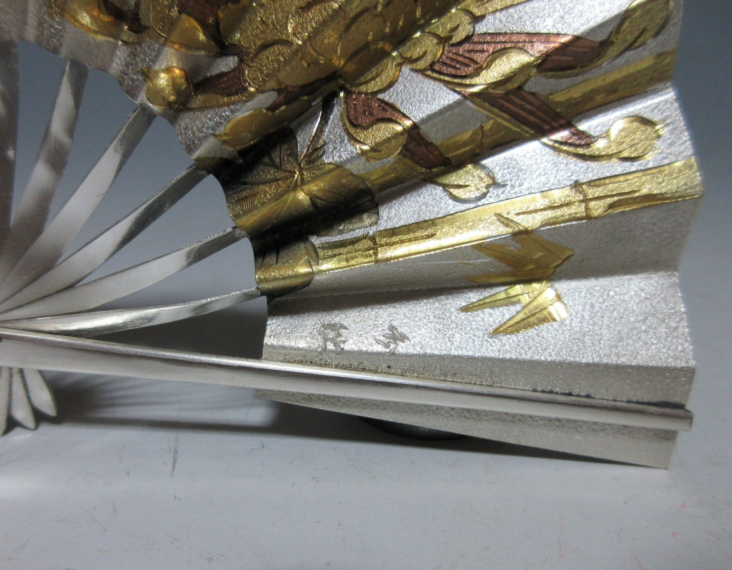 'Jungin' Silver Fan with Display Case