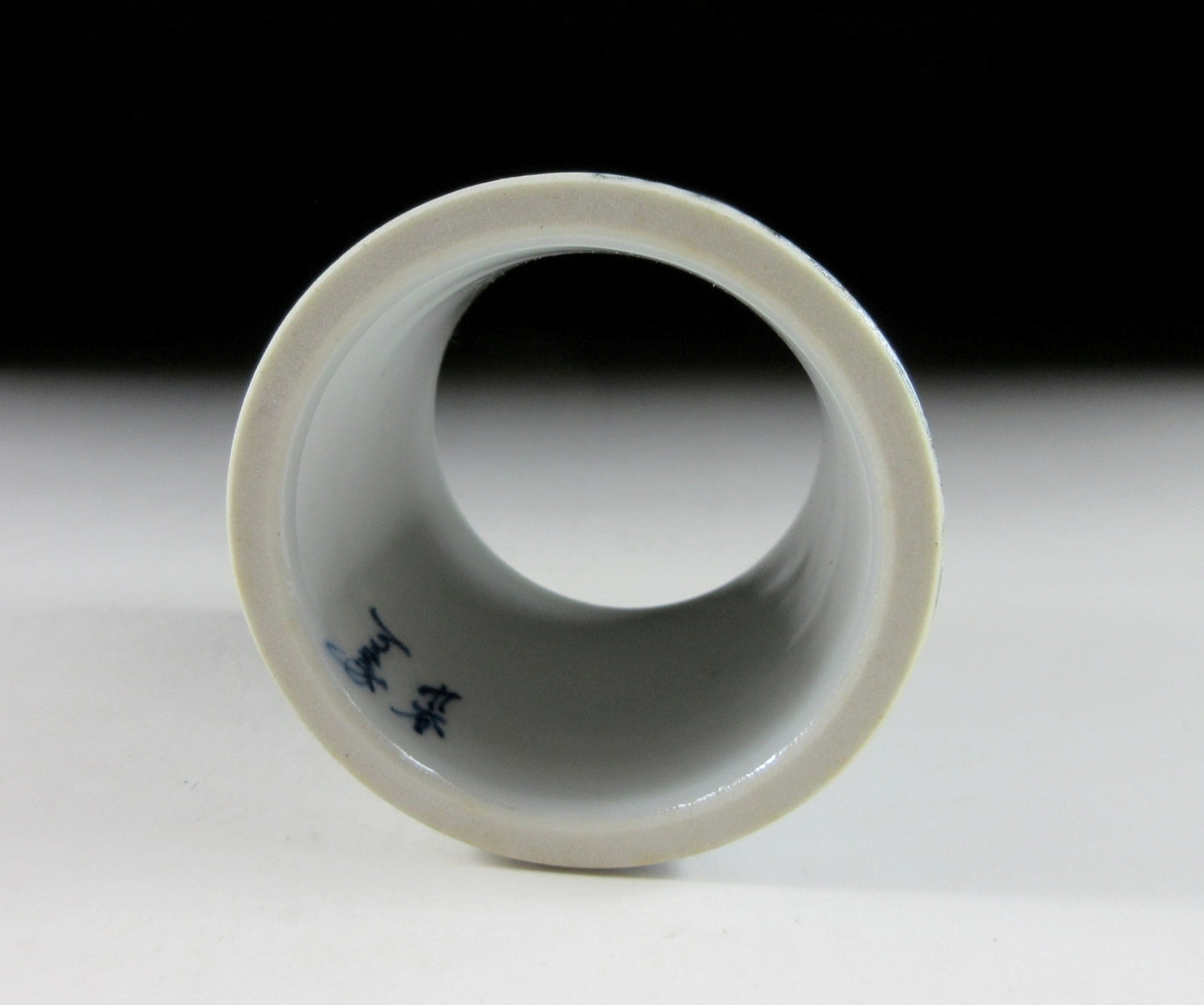 Shimodo Ryohei Kutani-ware Hawk Futaoki