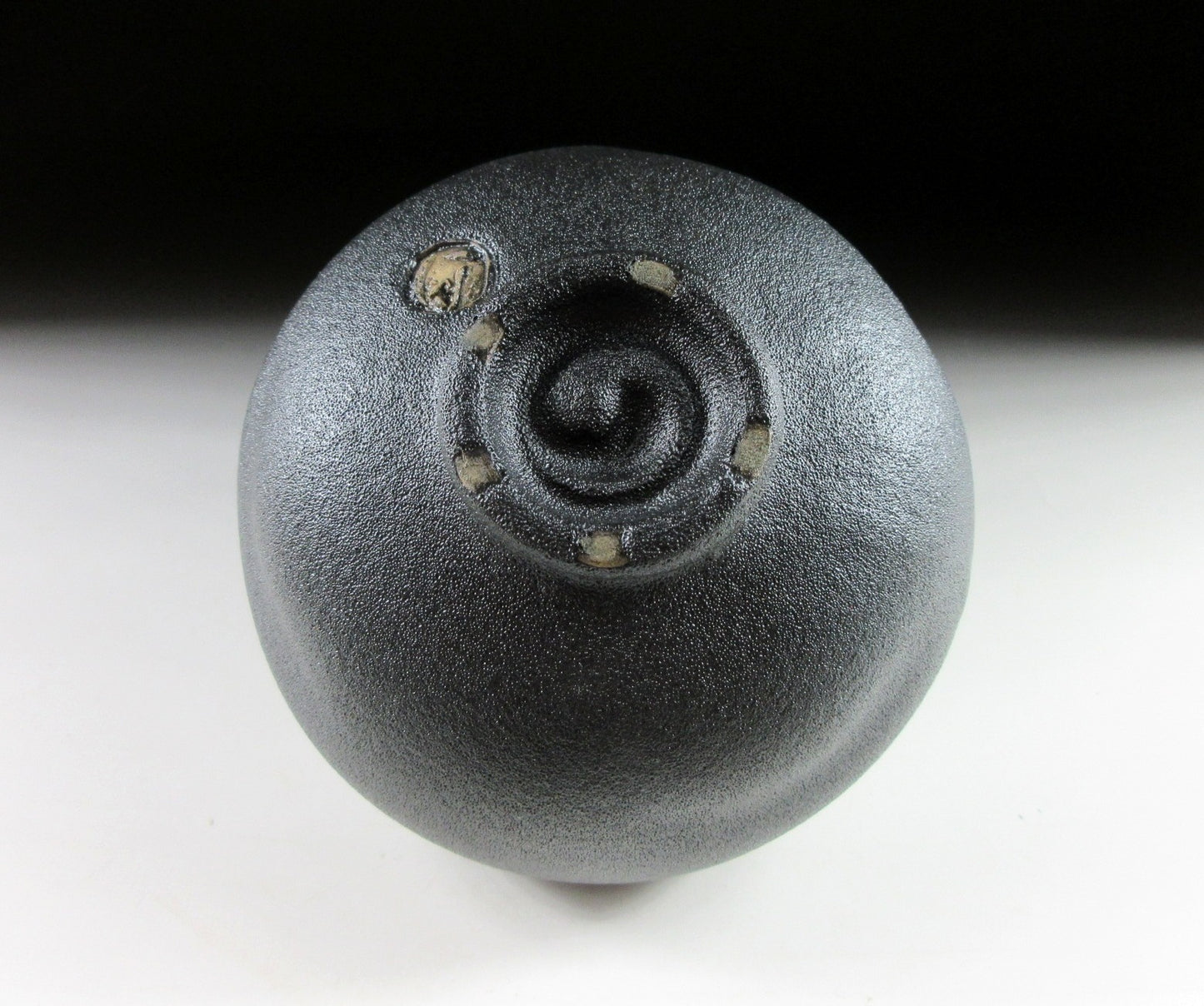Samukawa Hachiro Nachiguro Glaze Kishu-ware Chawan