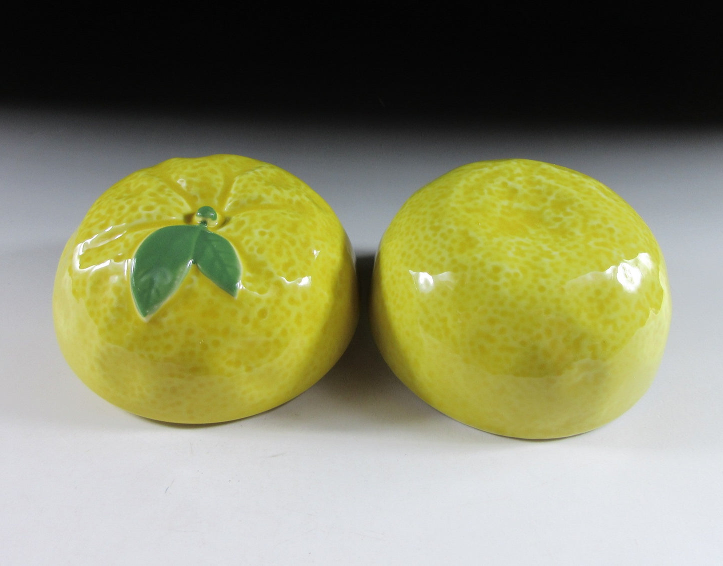 Arita-ware Yuzu Futamono