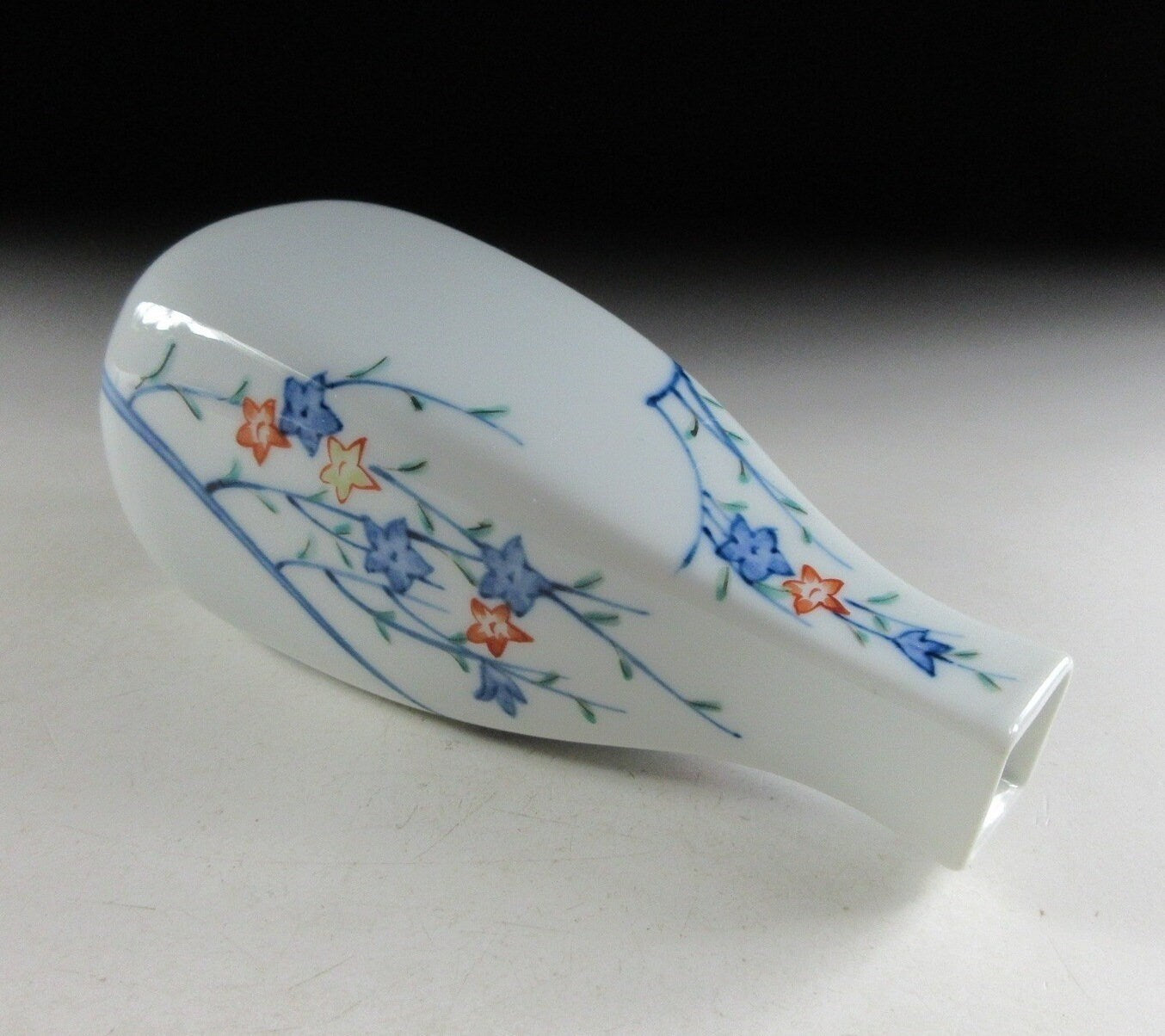 Gen-emon Kiln Bellflower Vase #1