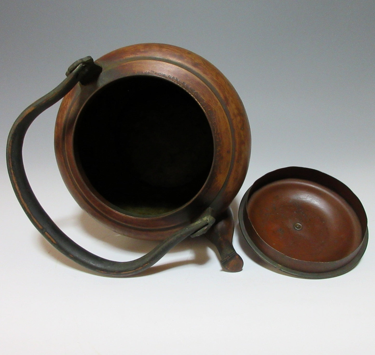 Antique Yamakawa Dou Suichu water Kettle