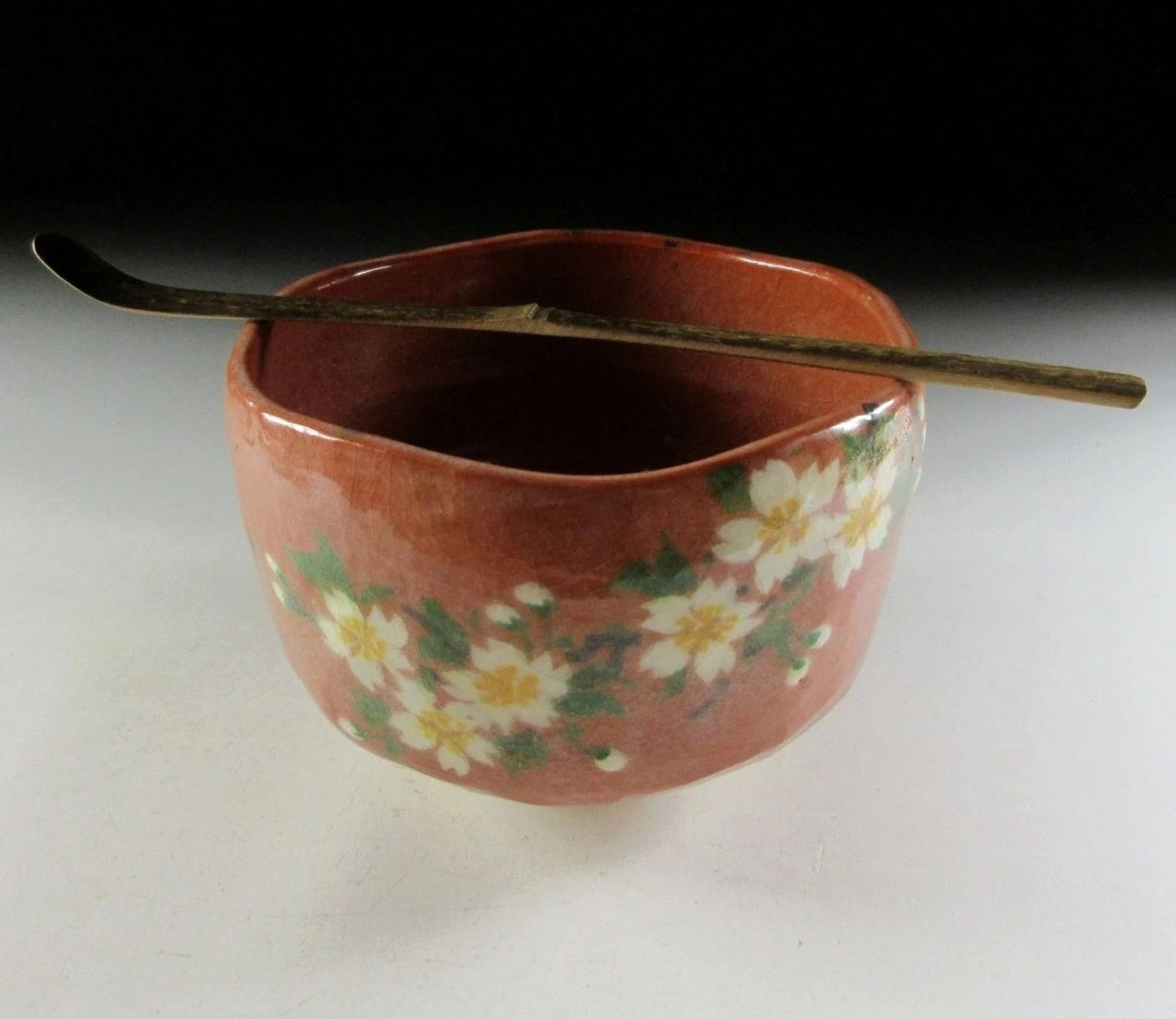 Waraku Kawasaki VII Sakura Chawan
