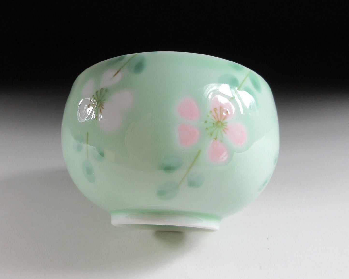 Gasho Gama Arita-ware Tea Set