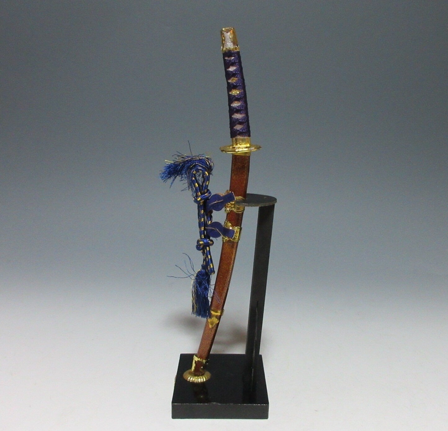 Vintage Gogatsu Display Items