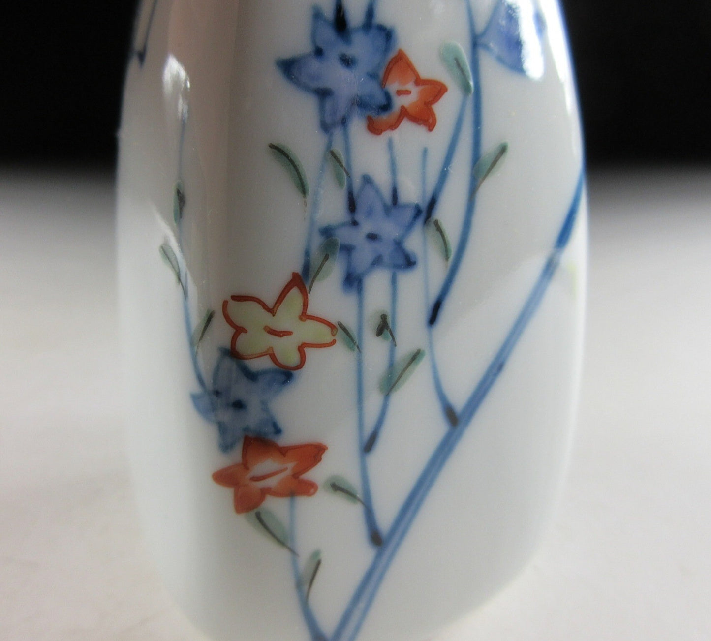 Gen-emon Kiln Bellflower Vase #2