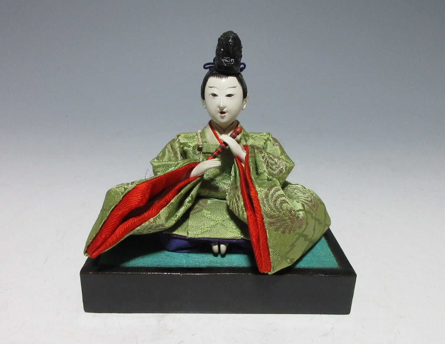 Taisho Gonin-bayashi Court Musician Dolls