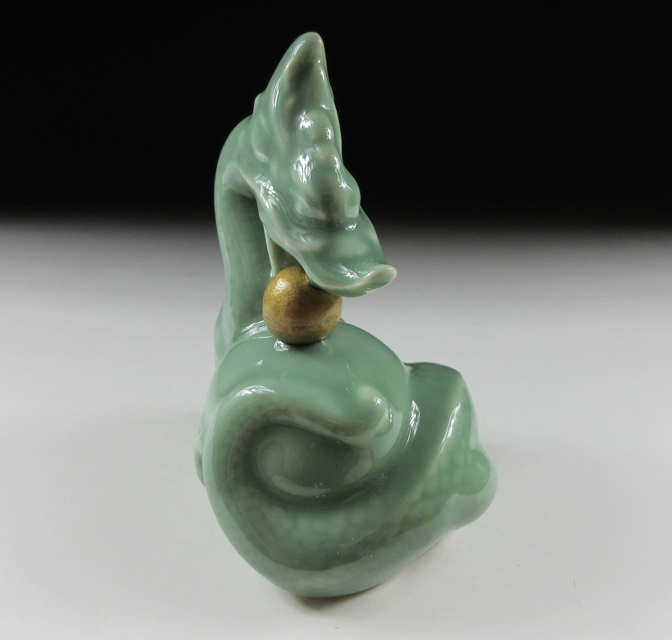 Kato Minoru Celadon Dragon Okimono