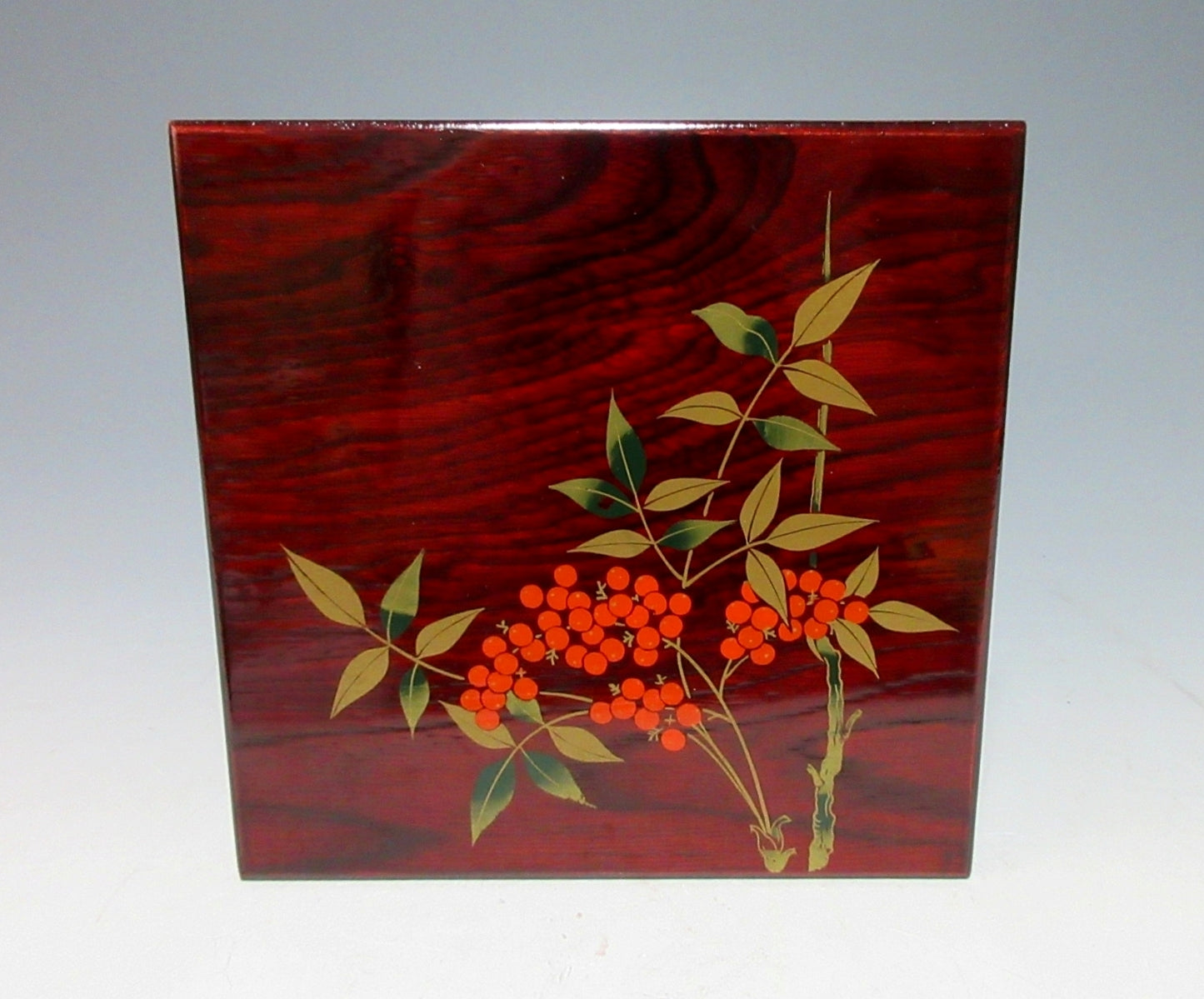 Wooden Nandina Berry Jubako