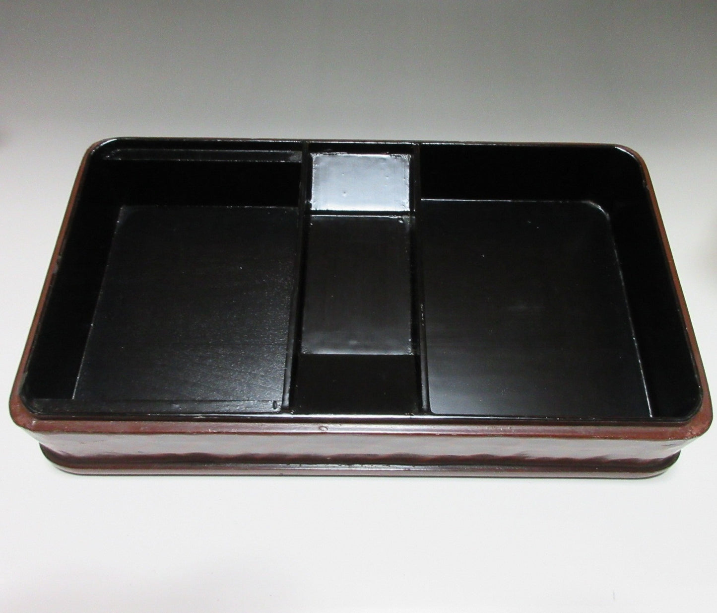 Kamakura-bori Incense Box