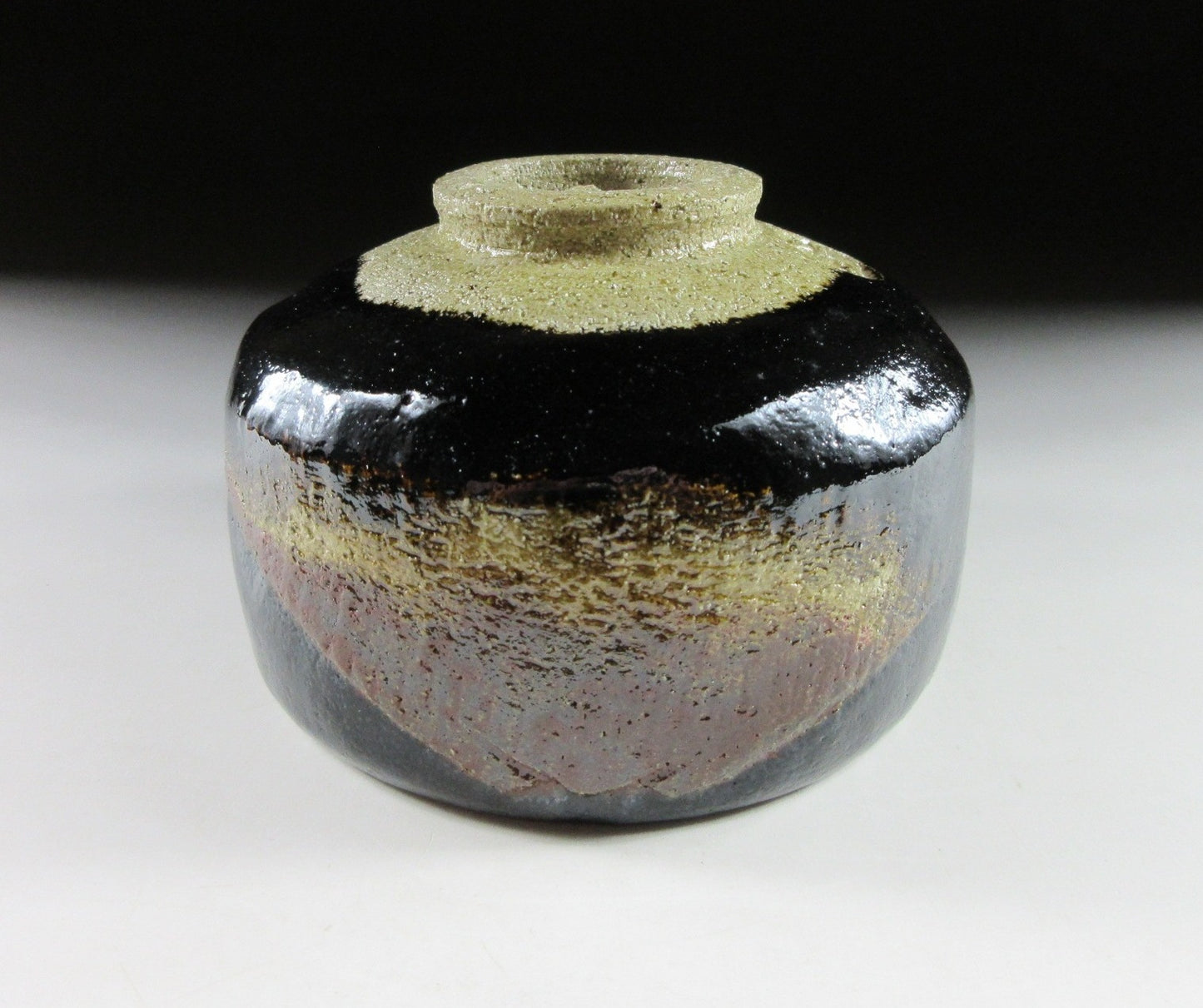 Sasaki Shoraku Red Fuji Chawan