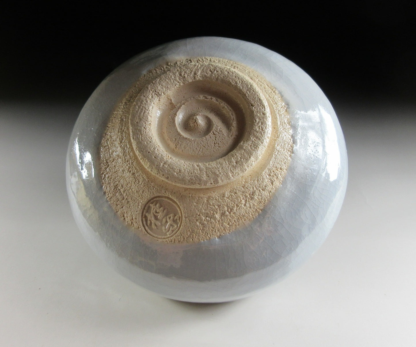 Ito Keiraku Kingyo Hira Chawan