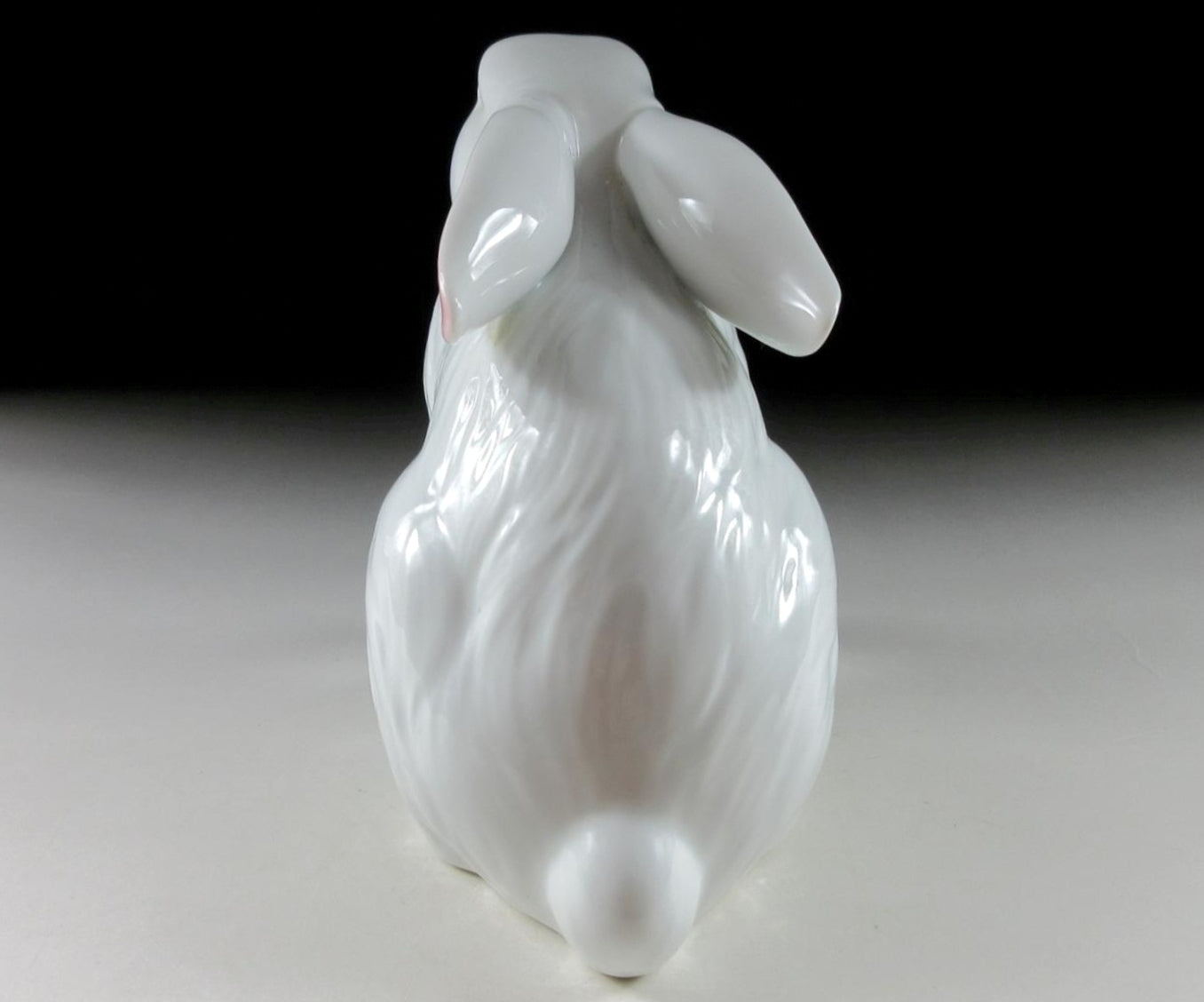 Noguchi Shozan Arita-ware Rabbit Okimono