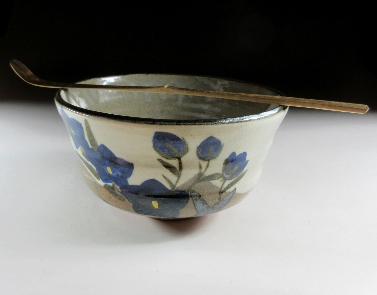 Kiyomizu Rokubei Gama Bellflower Chawan