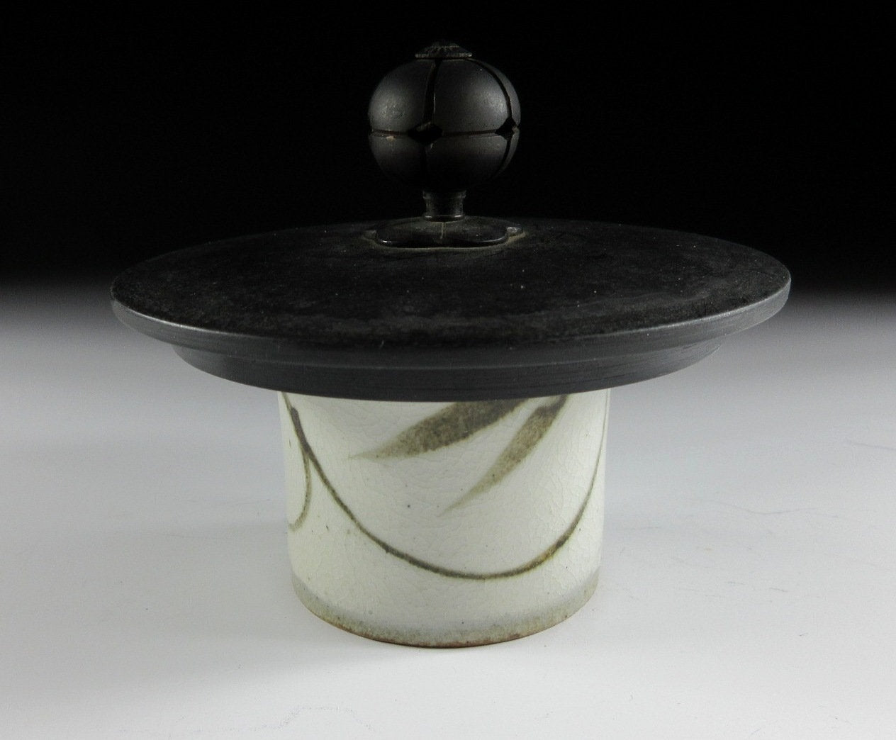Nakazato Shigetoshi Karatsu-ware Futaoki