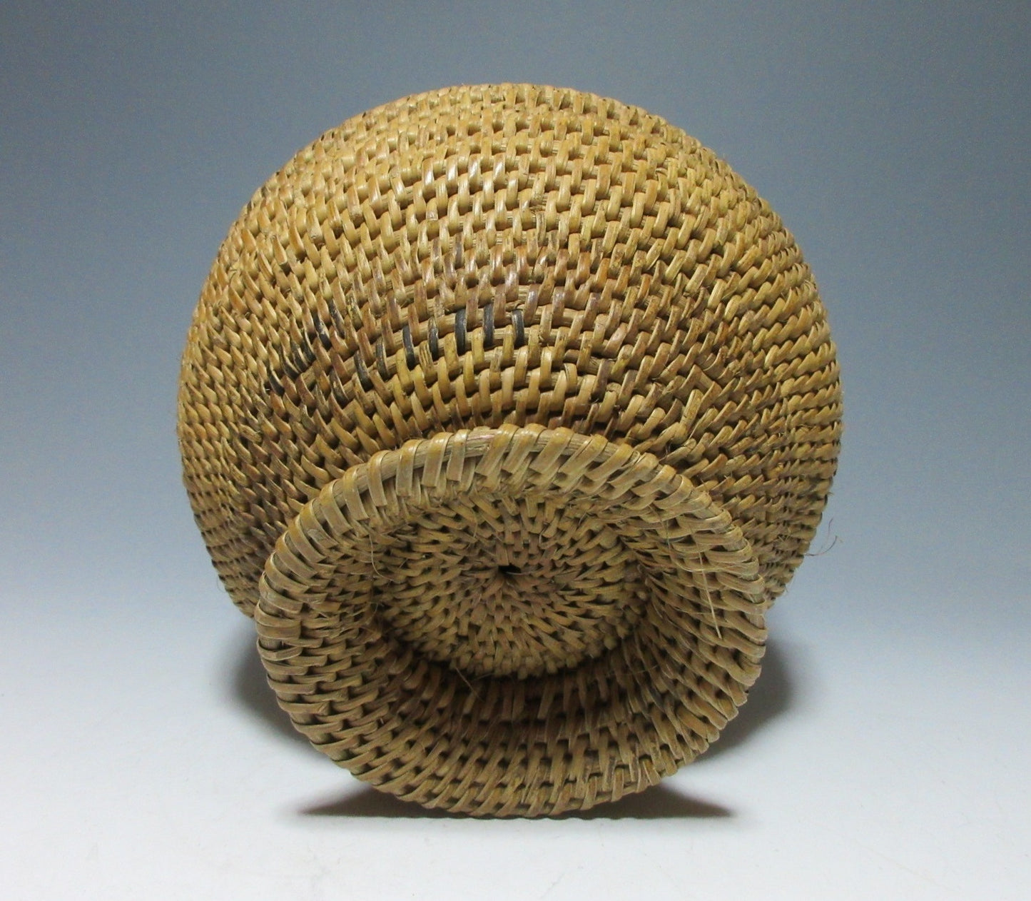 Split Bamboo Tea Room Basket