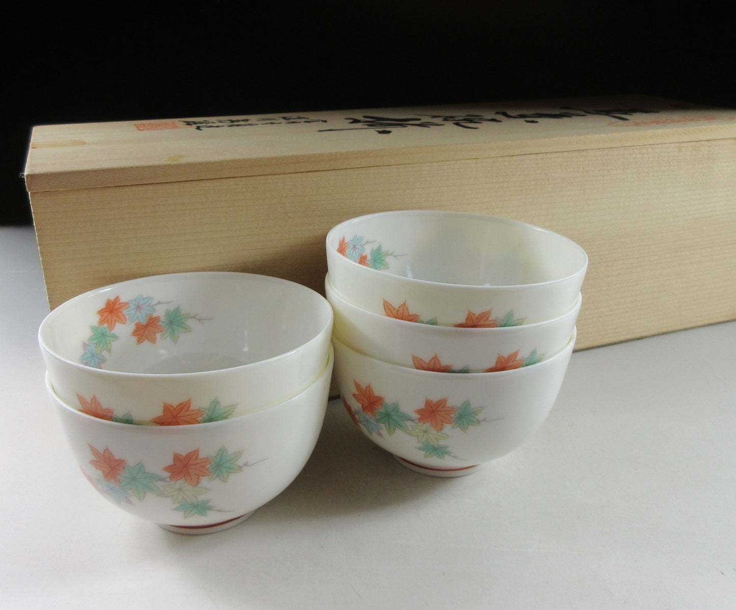 Fukagawa Porcelain Sencha Tea Cups