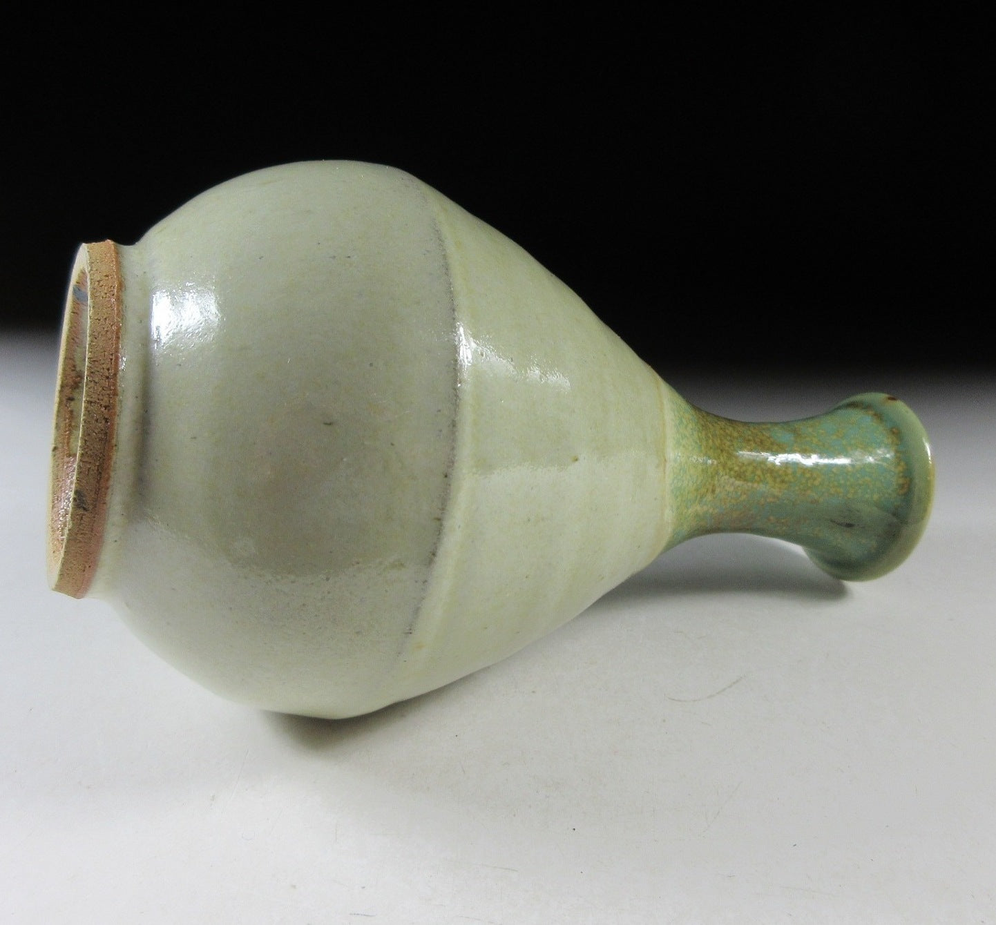 Ryokusho Glaze Agano-ware Vase