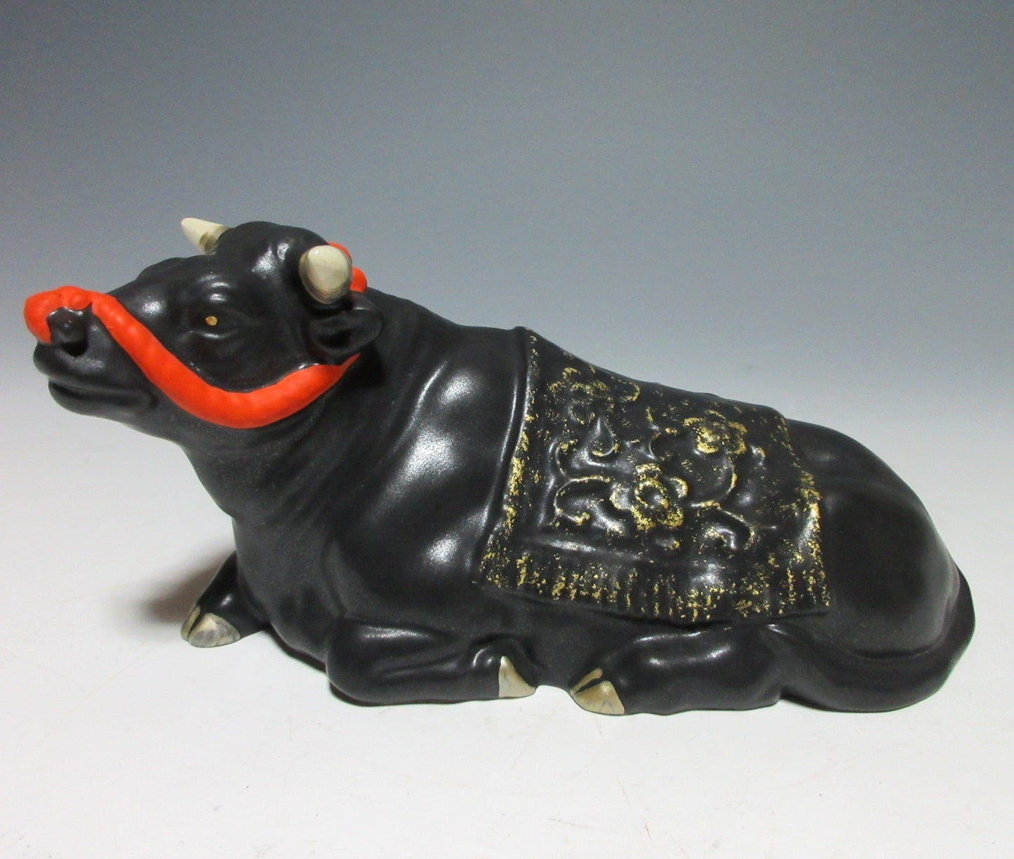 Ishida Rainosuke Year of the Ox Okimono
